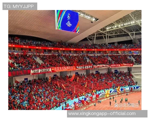 北京至苏州球迷专列启航7000名球迷齐聚足协杯决赛盛况