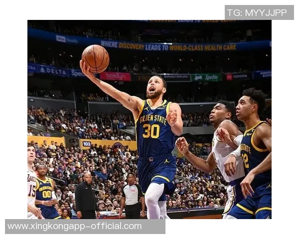 追梦怒斥波杰姆站位问题半分钟内直言不讳引发热议 追梦怒斥波杰姆站位问题半分钟内直言不讳引发热议